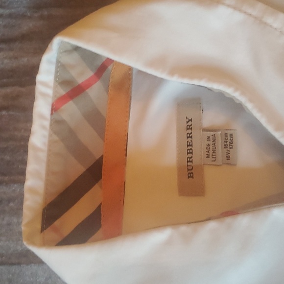 Boys 16 Youth Burberry Button down - Picture 3 of 4